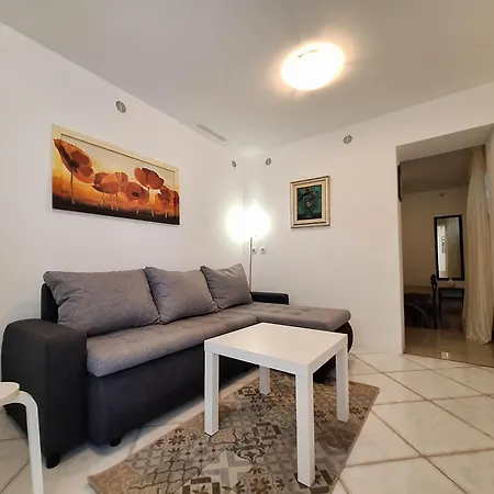 Apartment Dejana Jadranovo