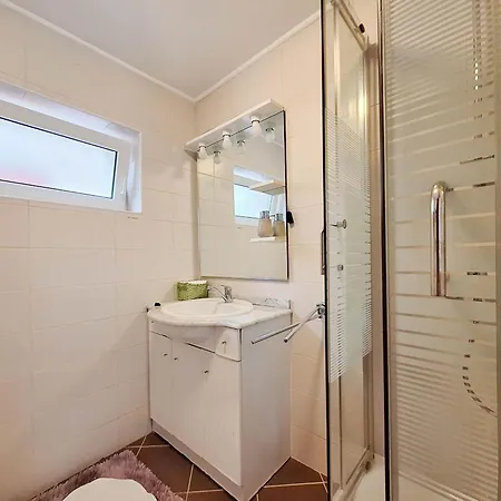 Dejana Apartment