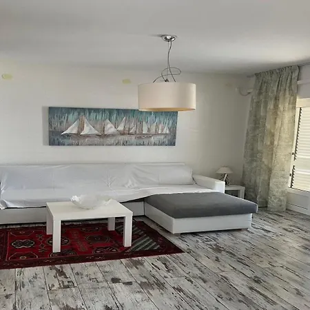 Dejana Apartment