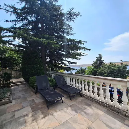 Sofi Apartman Jadranovo