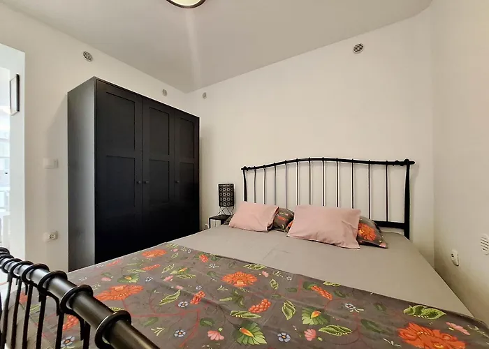 Sofi Apartment Jadranovo