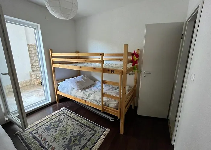 Sofi Apartment