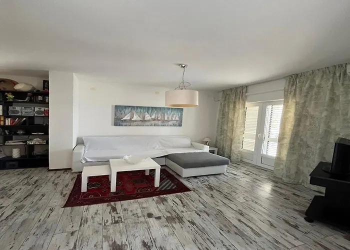 Sofi Apartment Jadranovo